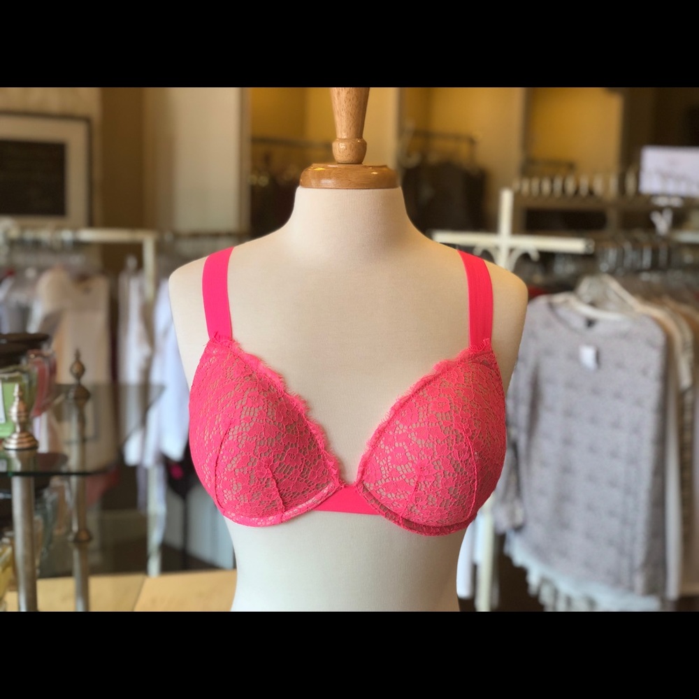 VICTORIAS SECRET Very Sexy Push-up Pink Bra 34DD